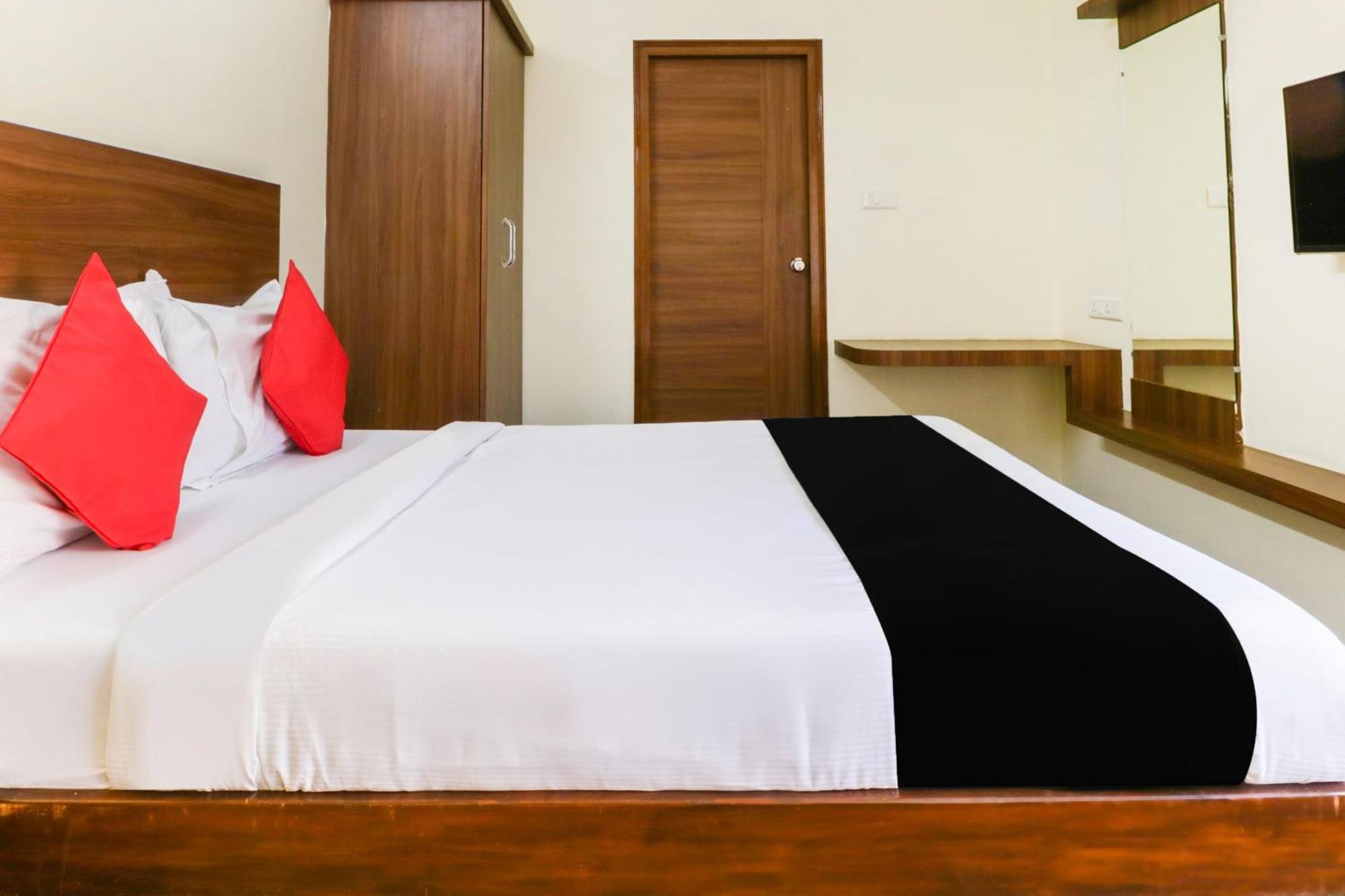 Hotel O Champion Comfort Near Hosahalli Metro Station Bangalore Bagian luar foto