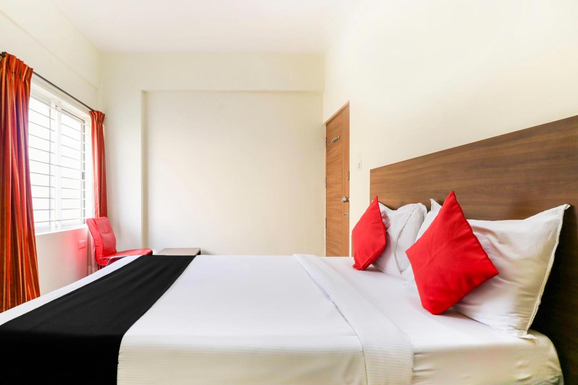 Hotel O Champion Comfort Near Hosahalli Metro Station Bangalore Bagian luar foto
