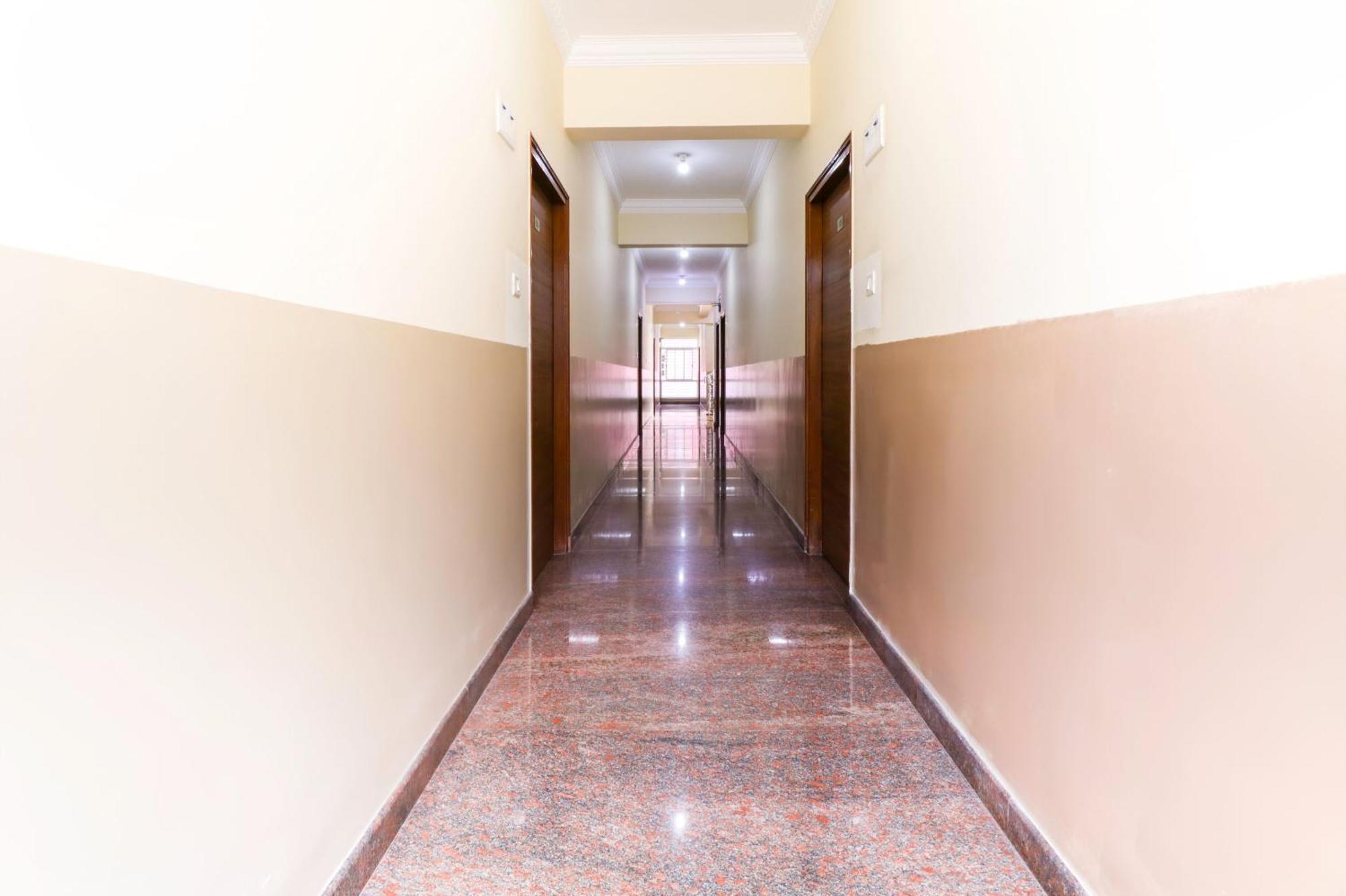 Hotel O Champion Comfort Near Hosahalli Metro Station Bangalore Bagian luar foto