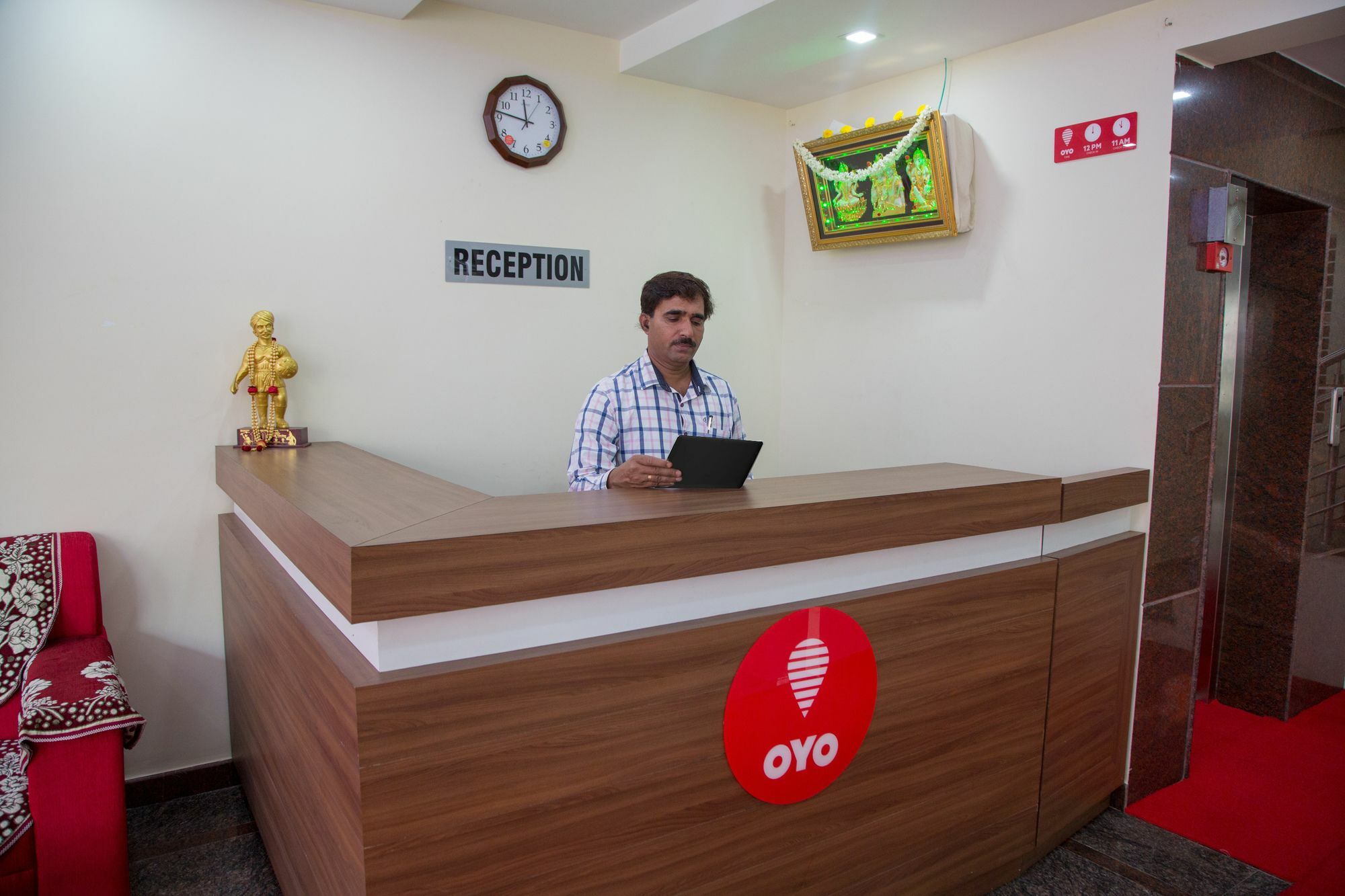 Hotel O Champion Comfort Near Hosahalli Metro Station Bangalore Bagian luar foto