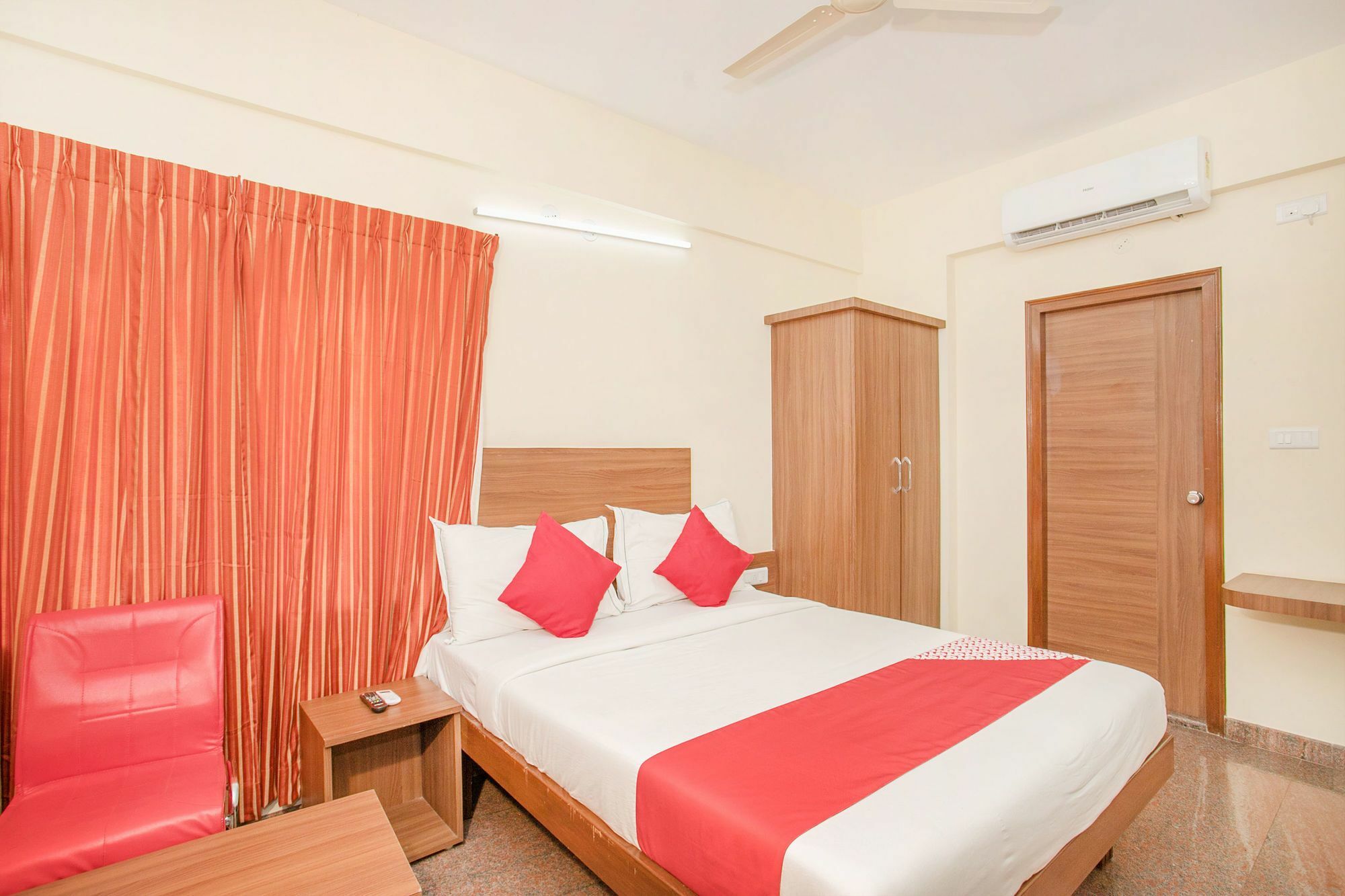Hotel O Champion Comfort Near Hosahalli Metro Station Bangalore Bagian luar foto
