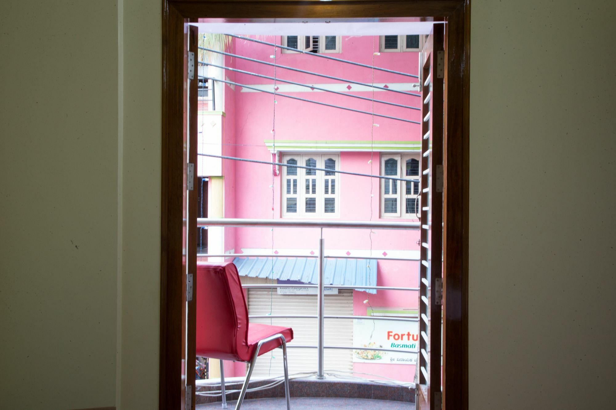 Hotel O Champion Comfort Near Hosahalli Metro Station Bangalore Bagian luar foto