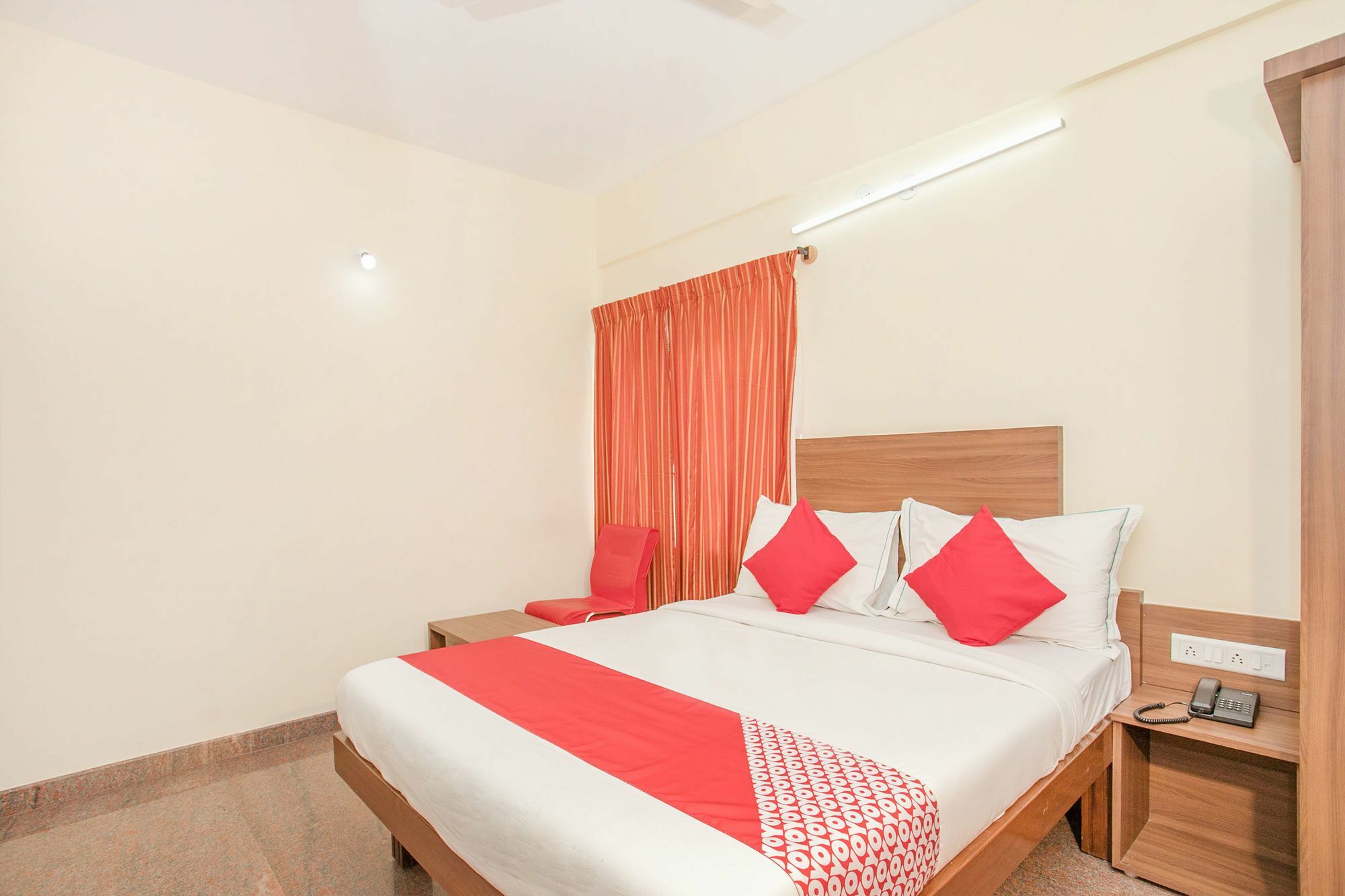 Hotel O Champion Comfort Near Hosahalli Metro Station Bangalore Bagian luar foto