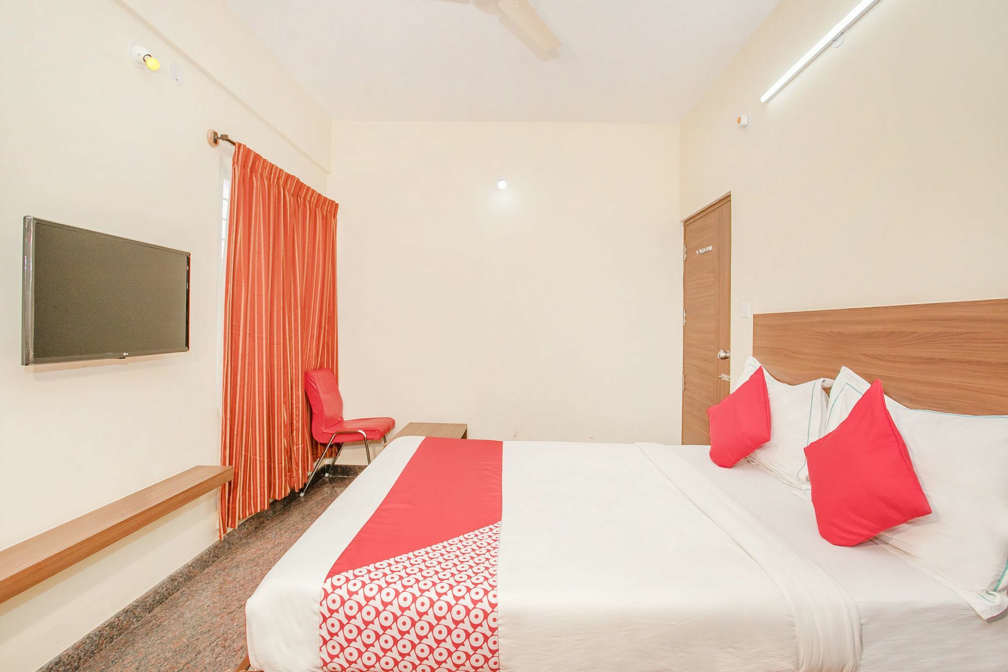 Hotel O Champion Comfort Near Hosahalli Metro Station Bangalore Bagian luar foto